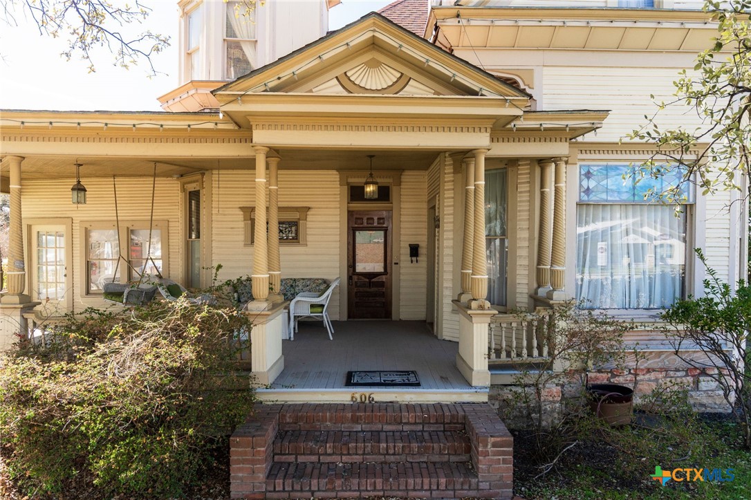 606 South Key Avenue Lampasas, TX 76550 - Photo 11 of 46