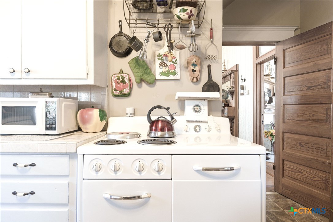 606 South Key Avenue Lampasas, TX 76550 - Photo 24 of 46