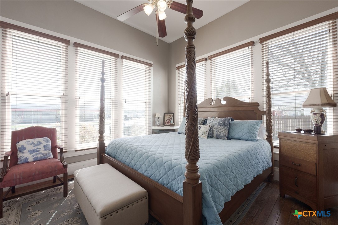 606 South Key Avenue Lampasas, TX 76550 - Photo 27 of 46