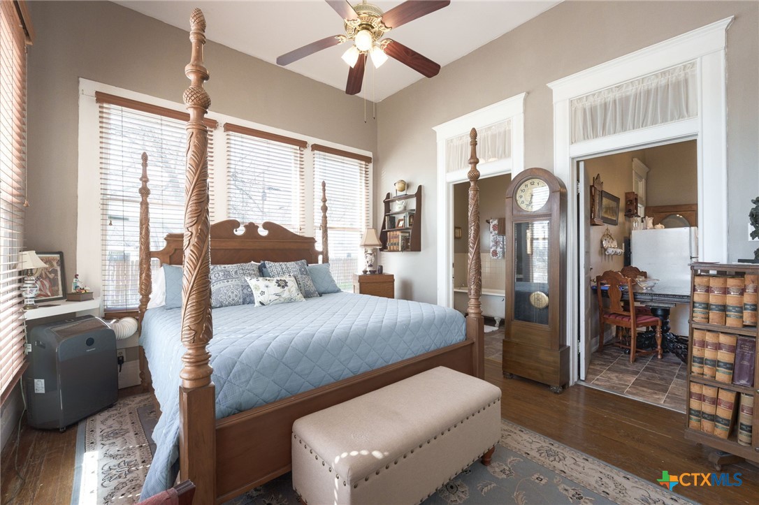 606 South Key Avenue Lampasas, TX 76550 - Photo 28 of 46