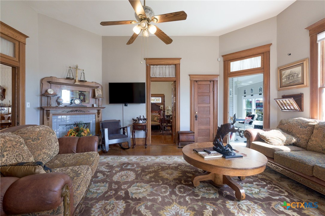 606 South Key Avenue Lampasas, TX 76550 - Photo 30 of 46