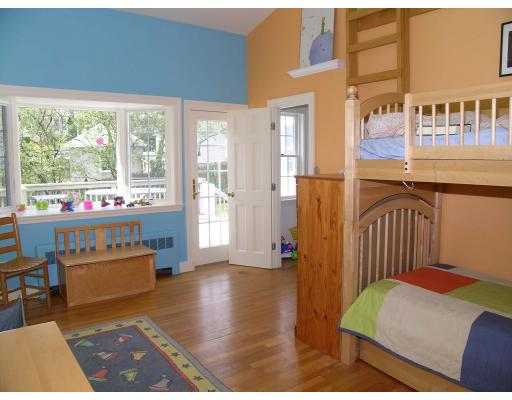 72 Miller Road Newton, MA 02459 - Photo 14 of 20