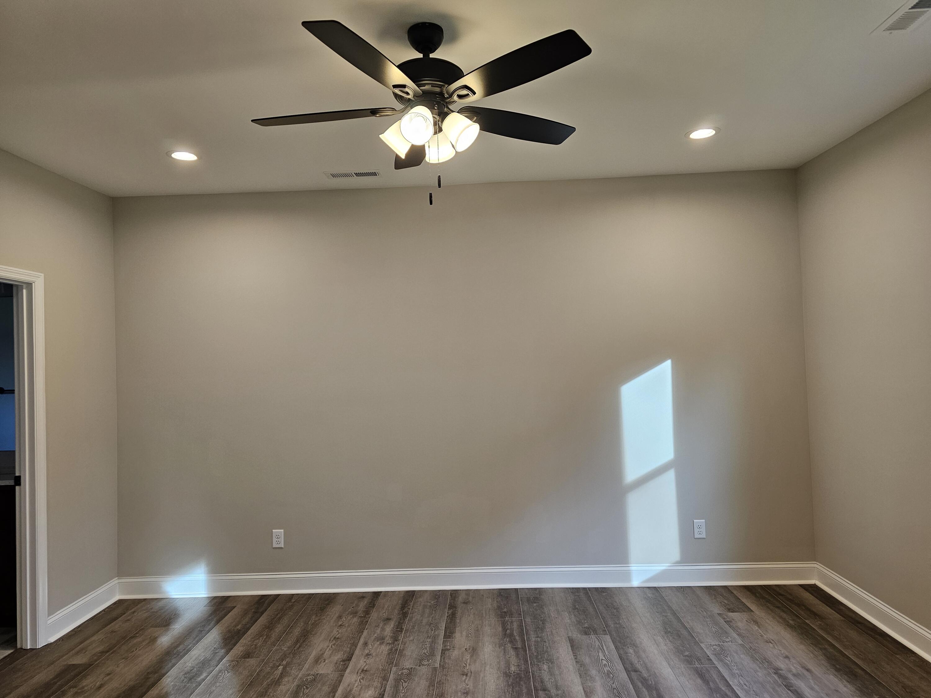 18 Spring Lake Road Rossville, GA 30741 - Photo 14 of 28 20240316_183345