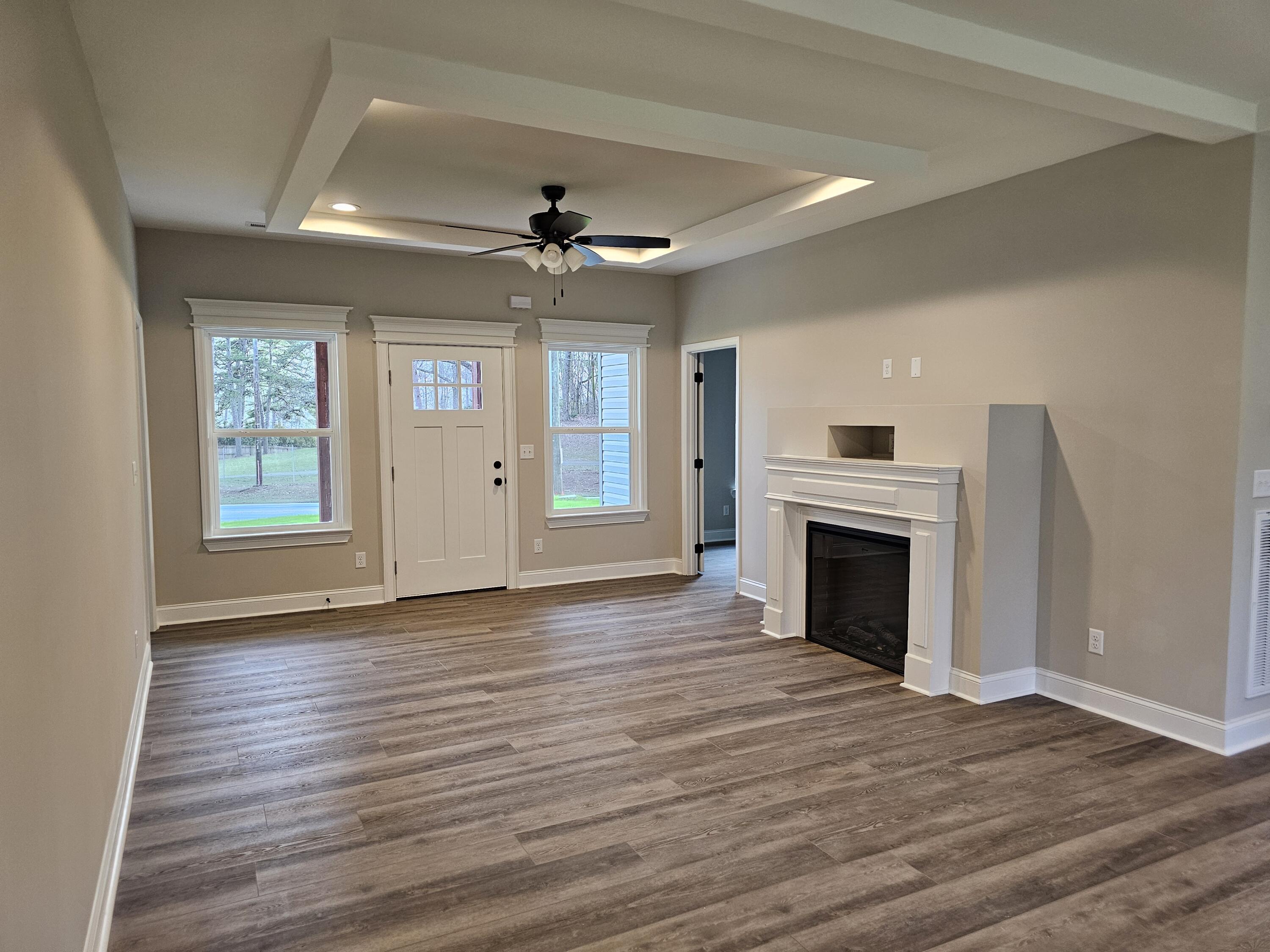 18 Spring Lake Road Rossville, GA 30741 - Photo 5 of 28 20240316_183251