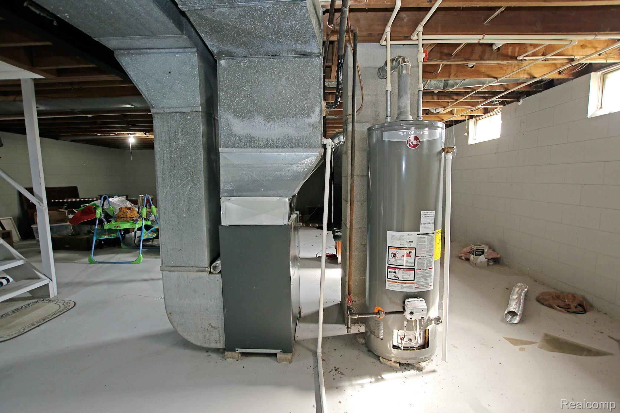5466 Torrey Road Flint, MI 48507 - Photo 33 of 45 37) Furnace.jpg