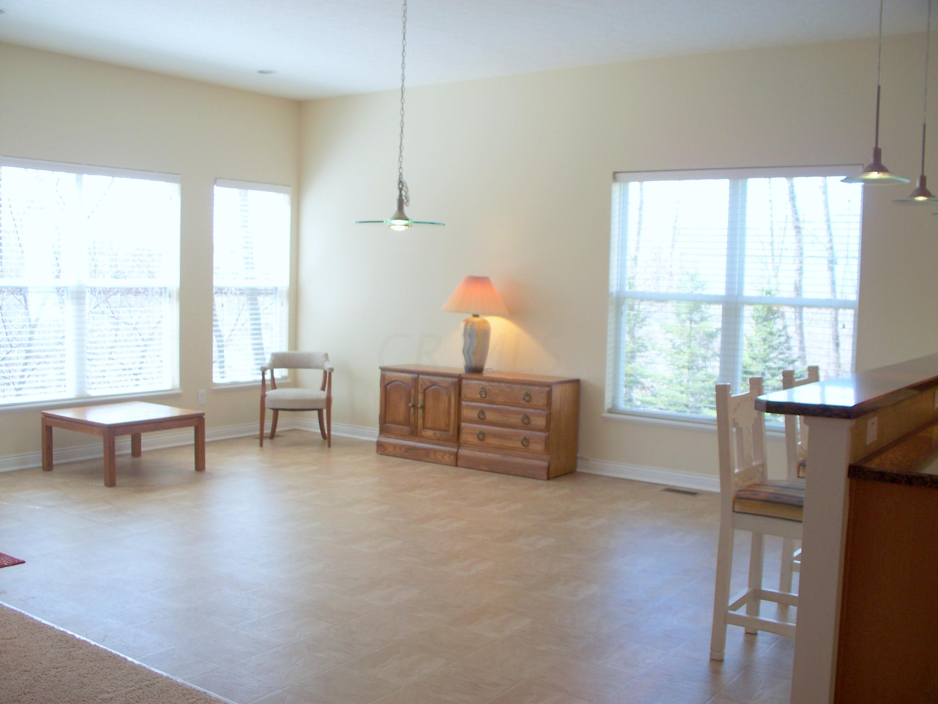 304 Halverston Road Powell, OH 43065 - Photo 16 of 36 Gallery Image 16