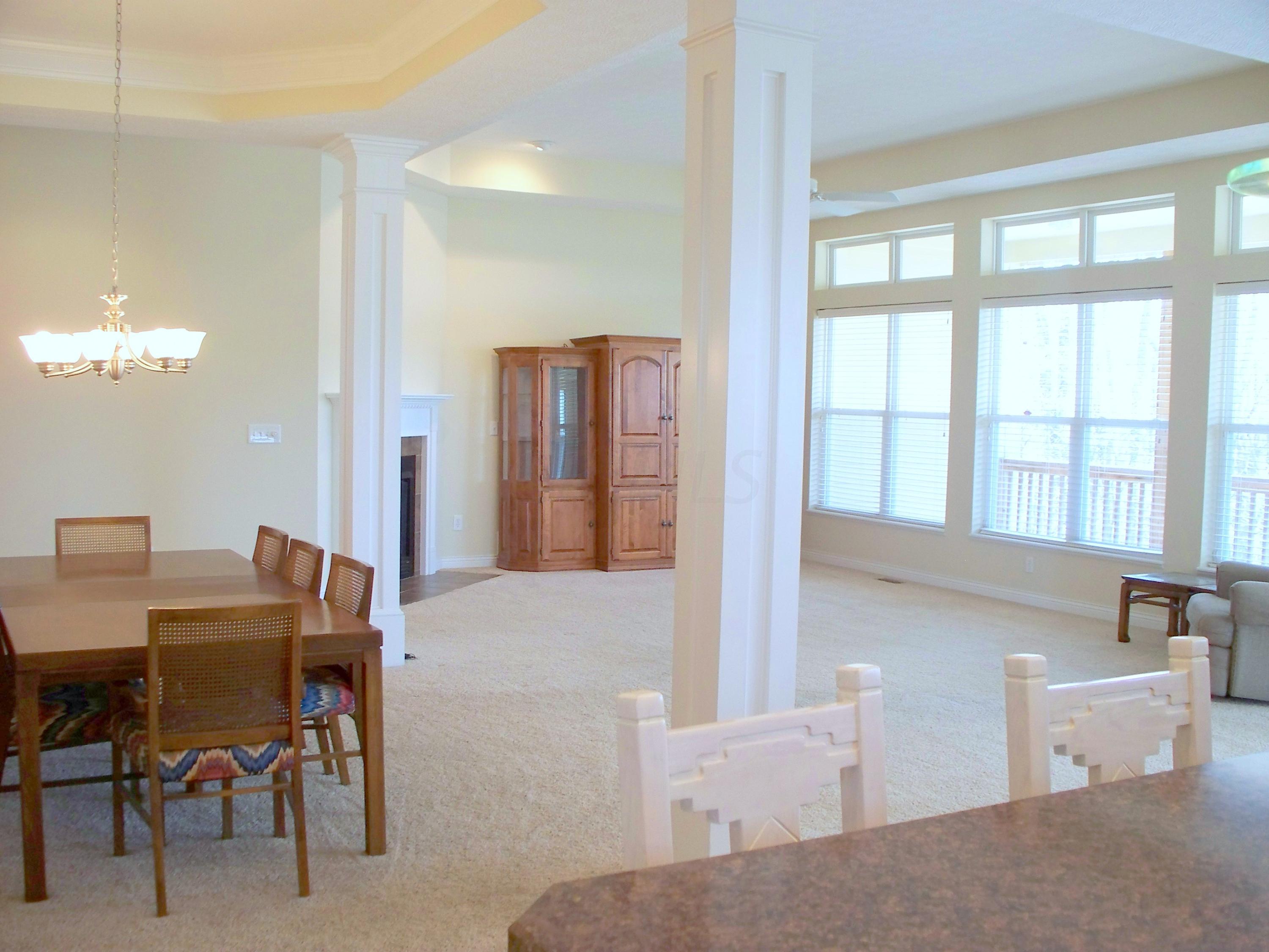 304 Halverston Road Powell, OH 43065 - Photo 5 of 36 Gallery Image 5