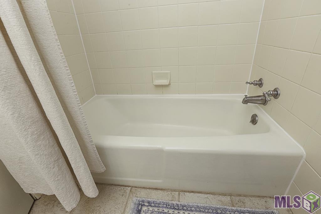 725 Rothmer Drive Baton Rouge, LA 70808 - Photo 21 of 28