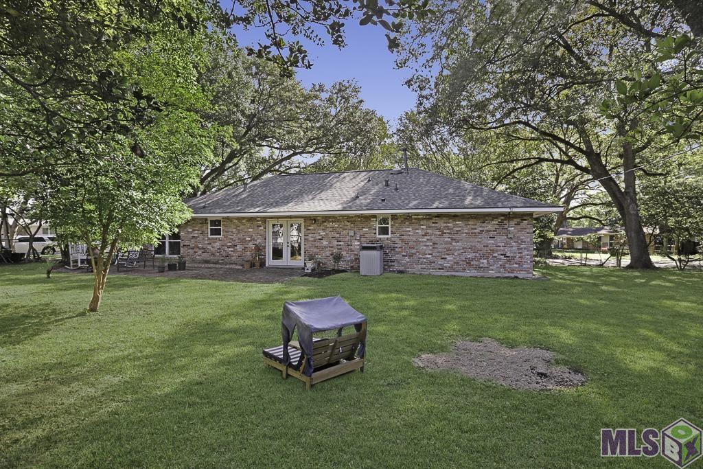 725 Rothmer Drive Baton Rouge, LA 70808 - Photo 26 of 28 Backyard