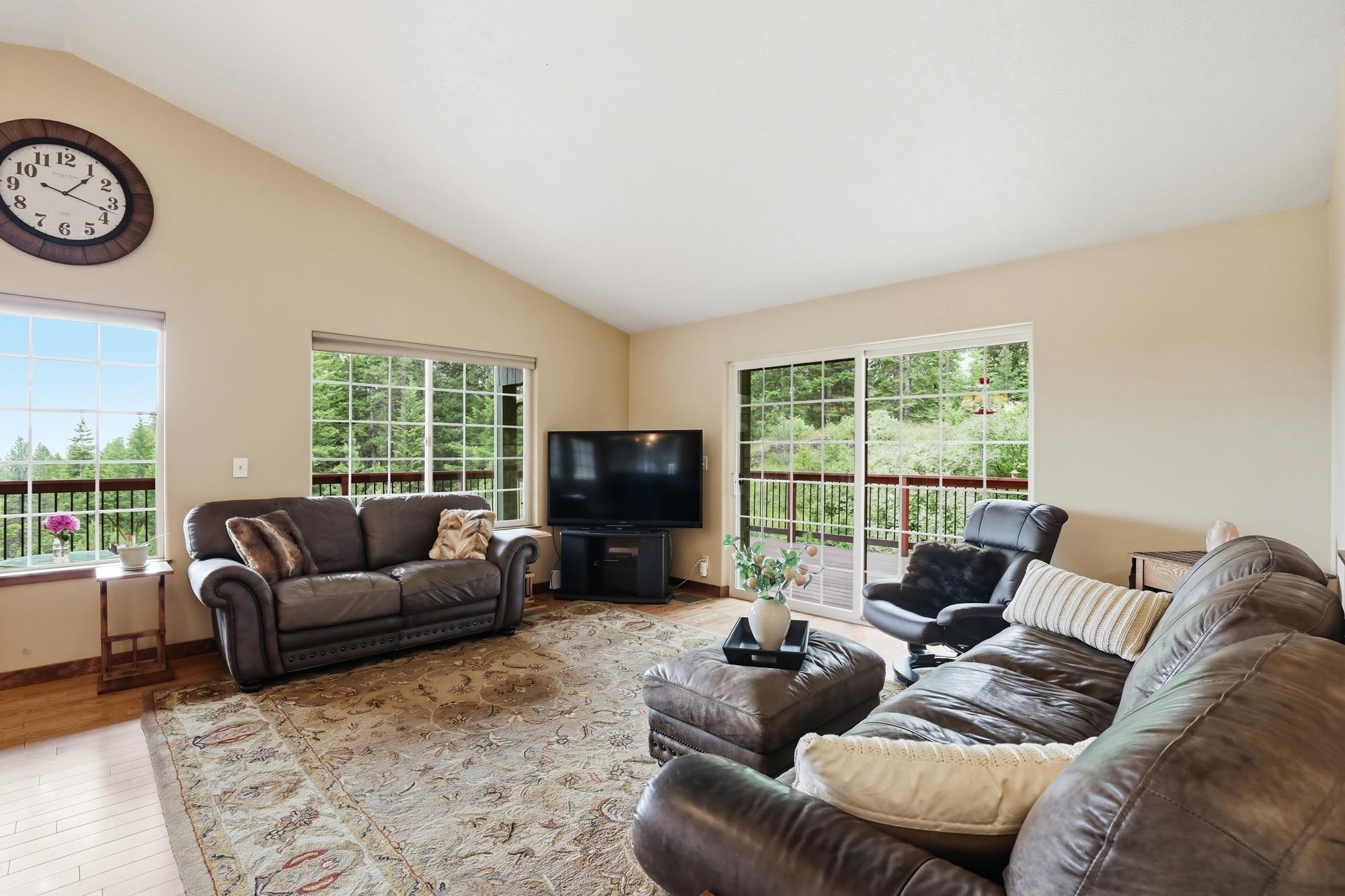 8766 West Barrett Drive Rathdrum, ID 83858 - Photo 8 of 44