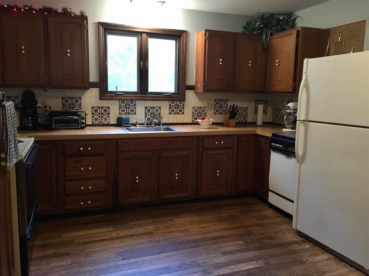 81 Shepard Home Road Chester, NH 03036 - Photo 5 of 29