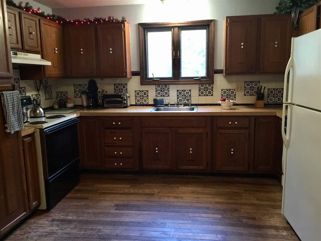 81 Shepard Home Road Chester, NH 03036 - Photo 6 of 29