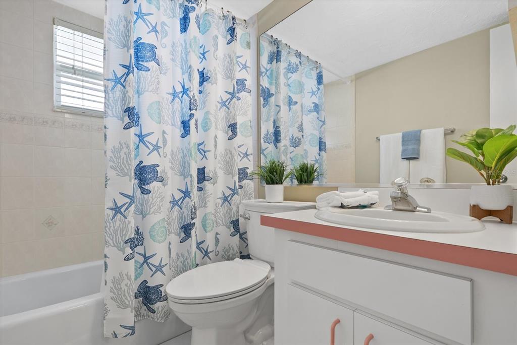 9200 Midnight Pass Road, Unit 28 Sarasota, FL 34242 - Photo 17 of 49