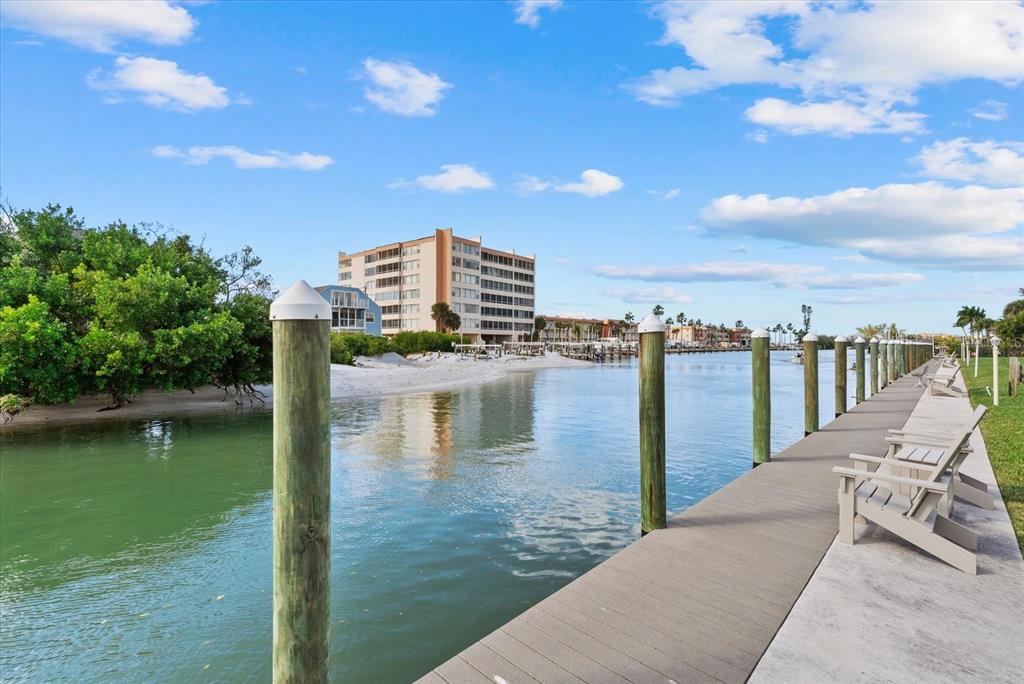 9200 Midnight Pass Road, Unit 28 Sarasota, FL 34242 - Photo 24 of 49