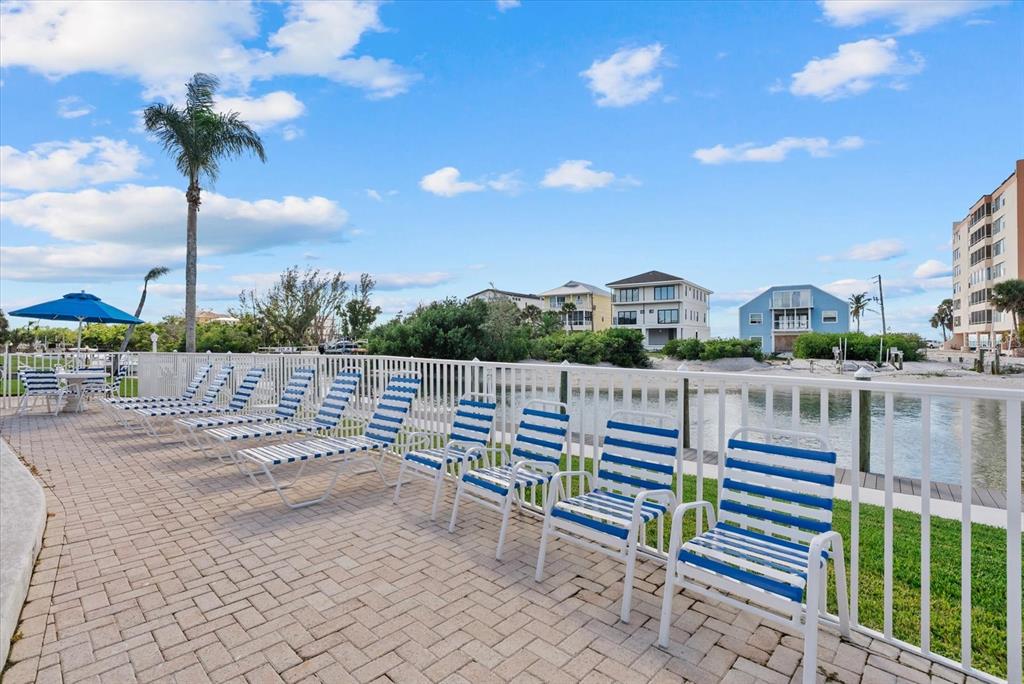 9200 Midnight Pass Road, Unit 28 Sarasota, FL 34242 - Photo 29 of 49