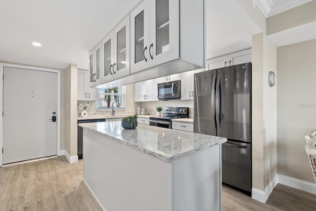 9200 Midnight Pass Road, Unit 28 Sarasota, FL 34242 - Photo 3 of 49