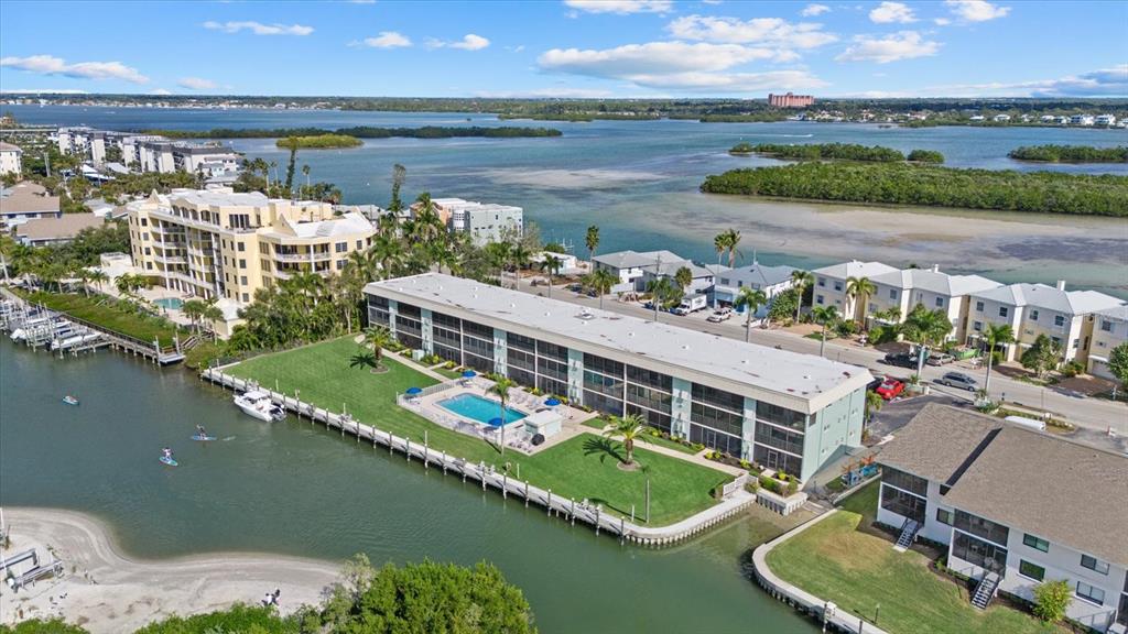 9200 Midnight Pass Road, Unit 28 Sarasota, FL 34242 - Photo 35 of 49