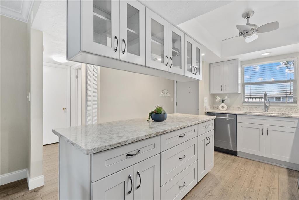 9200 Midnight Pass Road, Unit 28 Sarasota, FL 34242 - Photo 7 of 49