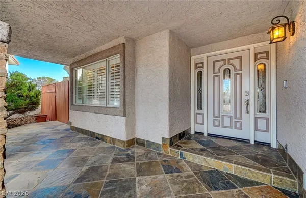 $3,695 | 3880 Leisure Lane, Las Vegas, NV 89103