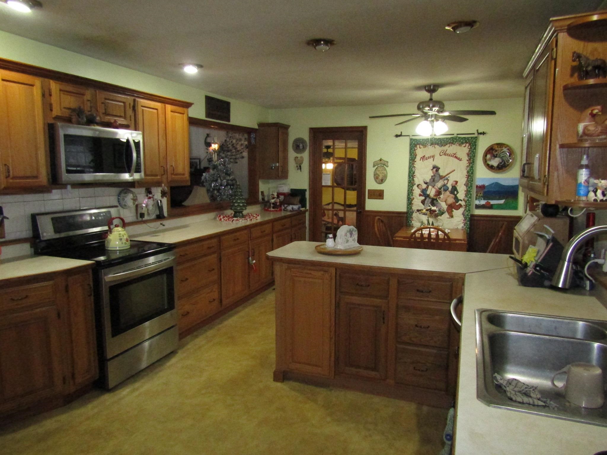 82 Arrowhead Avenue Milton, VT 05468 - Photo 15 of 39