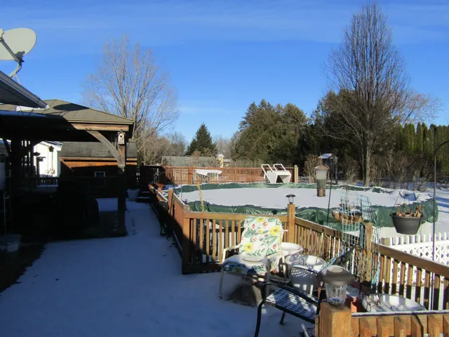 $380,000 | 82 Arrowhead Avenue, Milton, VT 05468