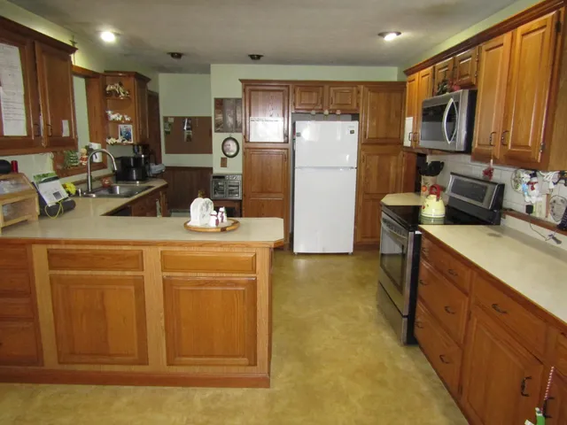 $380,000 | 82 Arrowhead Avenue, Milton, VT 05468