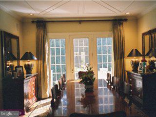 921 Exeter Crest Villanova, PA 19085 - Photo 3 of 5