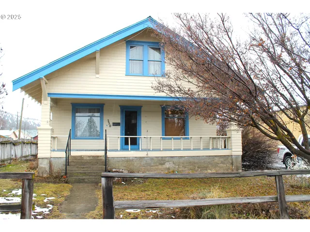 $197,900 | 250 Northeast Dayton Street, John Day, OR 97845