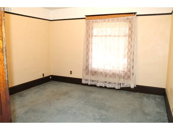 $197,900 | 250 Northeast Dayton Street, John Day, OR 97845