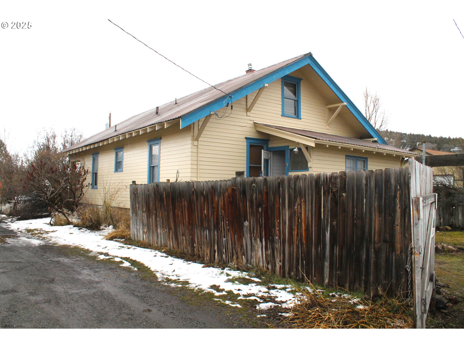 250 Northeast Dayton Street John Day, OR 97845 - Photo 2 of 22