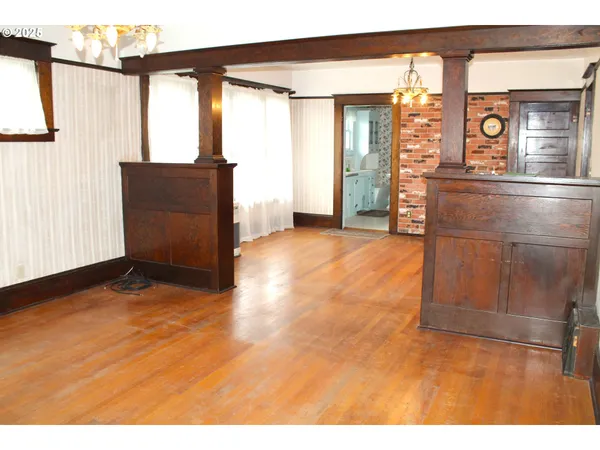 $197,900 | 250 Northeast Dayton Street, John Day, OR 97845