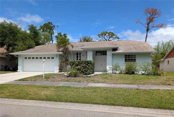 $2,950 | 5539 Wilde Oak Way, Sarasota, FL 34232