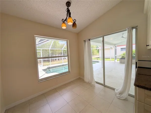 $2,950 | 5539 Wilde Oak Way, Sarasota, FL 34232