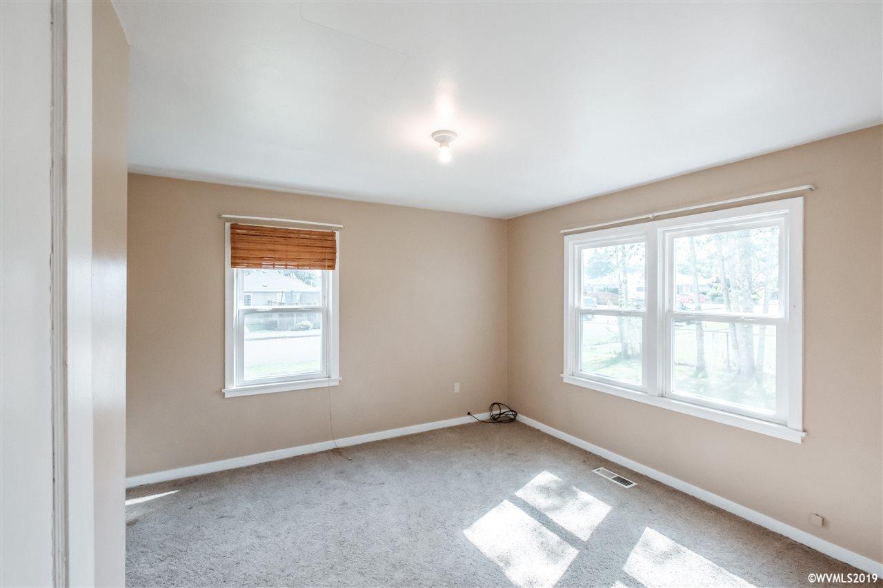133 Holley Road Sweet Home, OR 97386 - Photo 12 of 28 Gallery Image 12