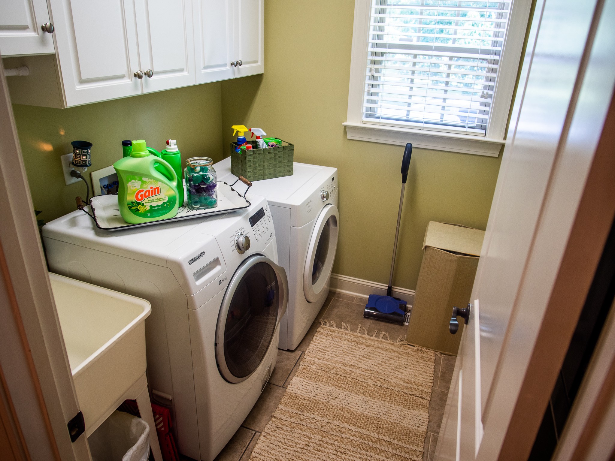 4205 Franklin Road Lebanon, TN 37090 - Photo 26 of 39 a utility room with dryer and washer