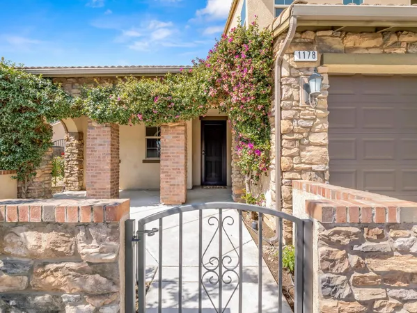 $750,000 | 1178 Blackwood Avenue, Clovis, CA 93619