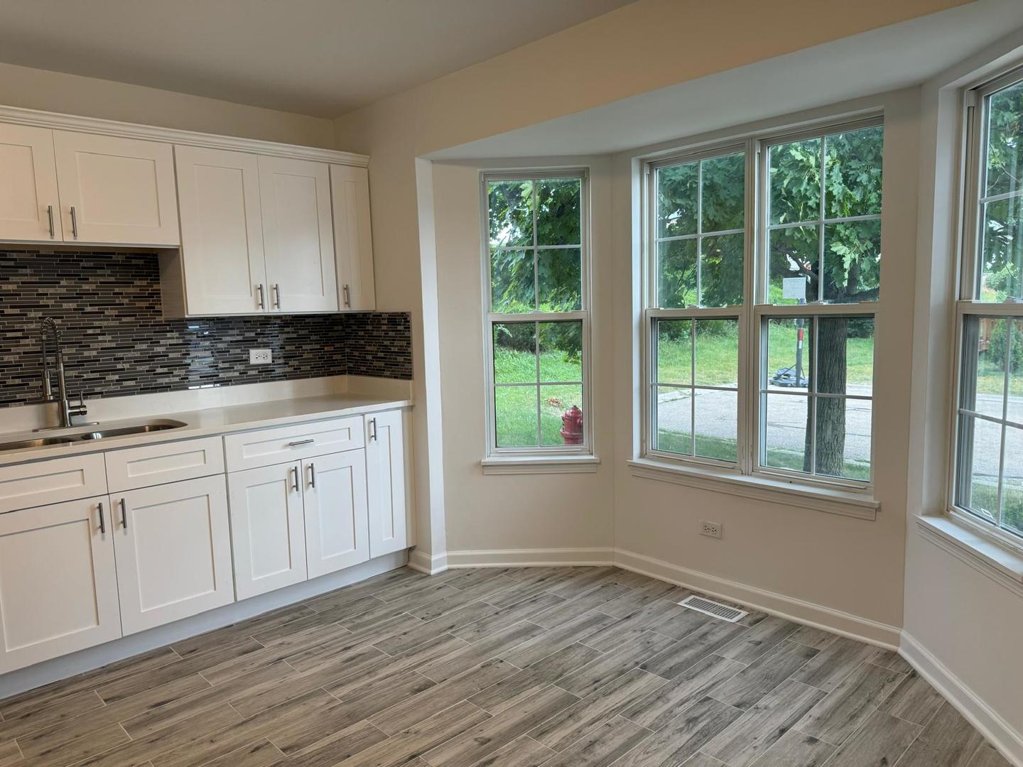 801 Harris Lane Romeoville, IL 60446 - Photo 4 of 17 Gallery Image 4