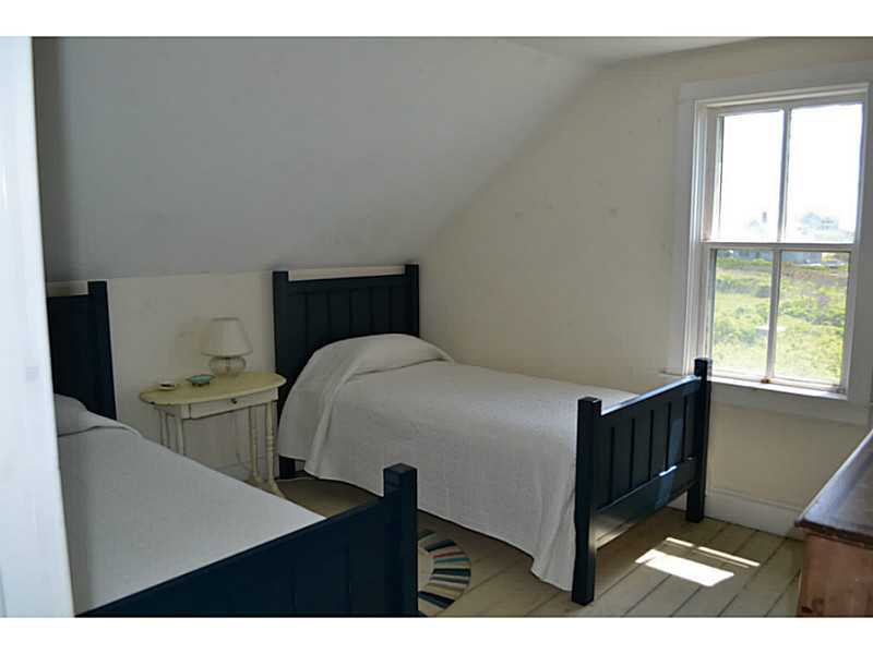 904 Cooneymus Road Block Island, RI 02807 - Photo 10 of 10 Bedroom.