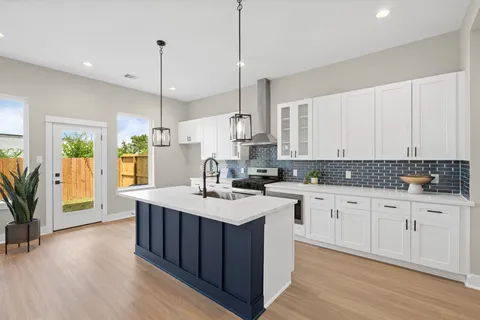 $694,800 | 5925-5927 Wheatley Street, Houston, TX 77091