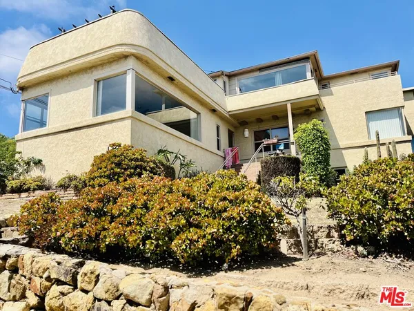 $2,495,000 | 3365 State Street, San Diego, CA 92103