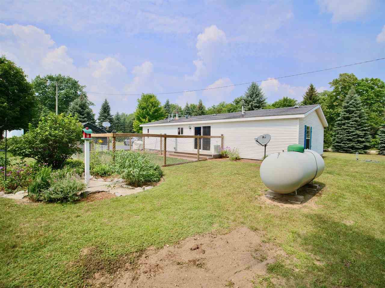 4855 Norton Road Grawn, MI 49637 - Photo 33 of 35 1891407-32.JPG