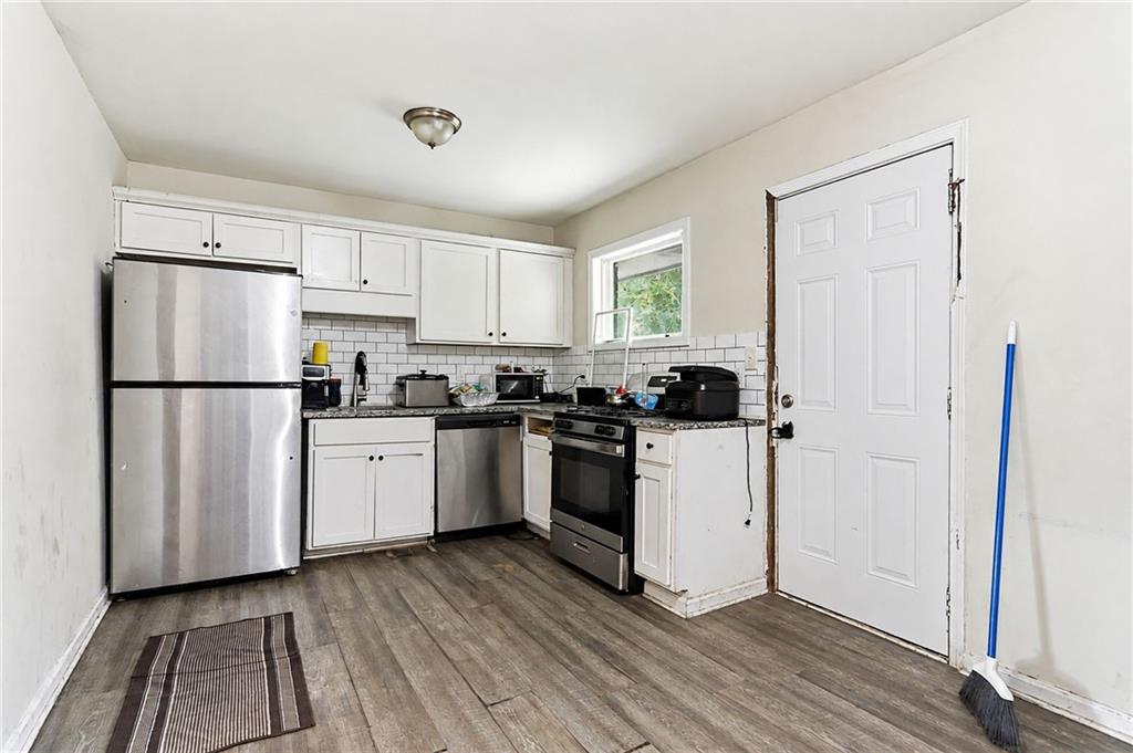4366 Glenwood Parkway Decatur, GA 30032 - Photo 4 of 21 Gallery Image 4