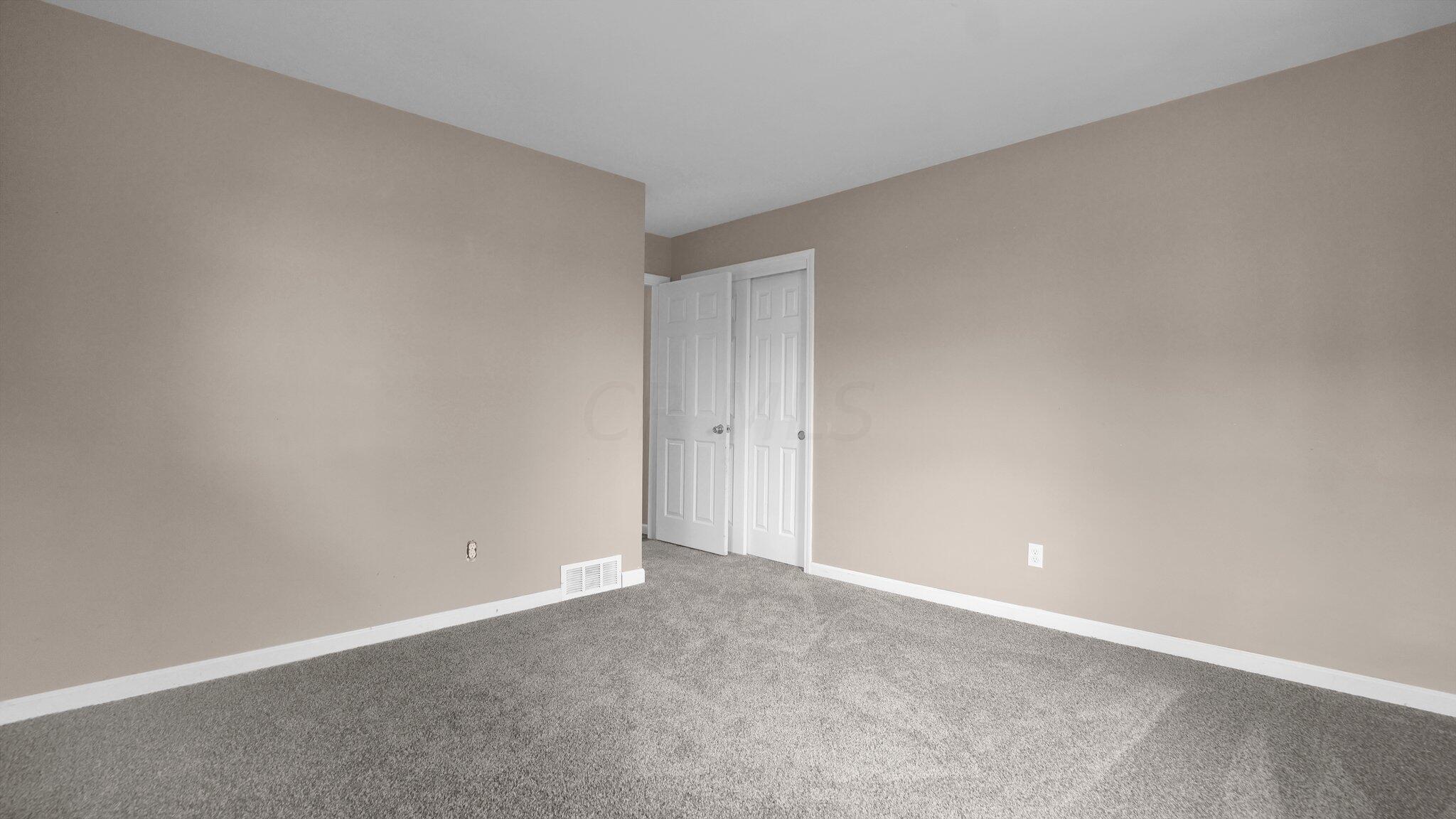 2815 Woodcroft Road Columbus, OH 43204 - Photo 13 of 30 13-web-or-mls-2815-woodcroft-rd