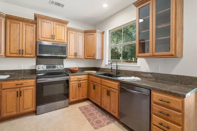 $2,000 | 268 Vintage Drive, Covington, LA 70433