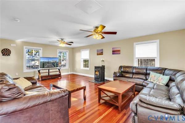 $514,000 | 275 Granny's Bar Road, Hague, VA 22469