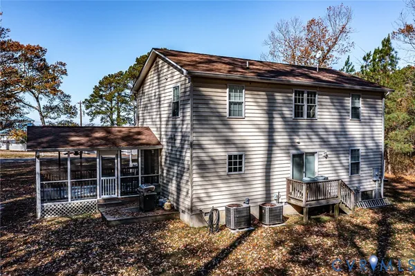 $514,000 | 275 Granny's Bar Road, Hague, VA 22469