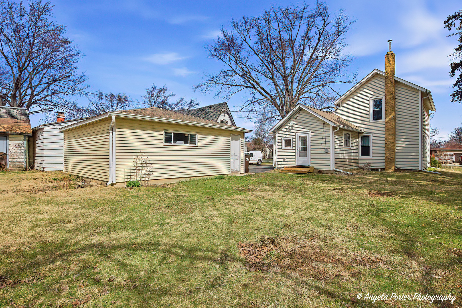 9703 Illinois Street Hebron, IL 60034 - Photo 29 of 30 a view of a backyard with a garden