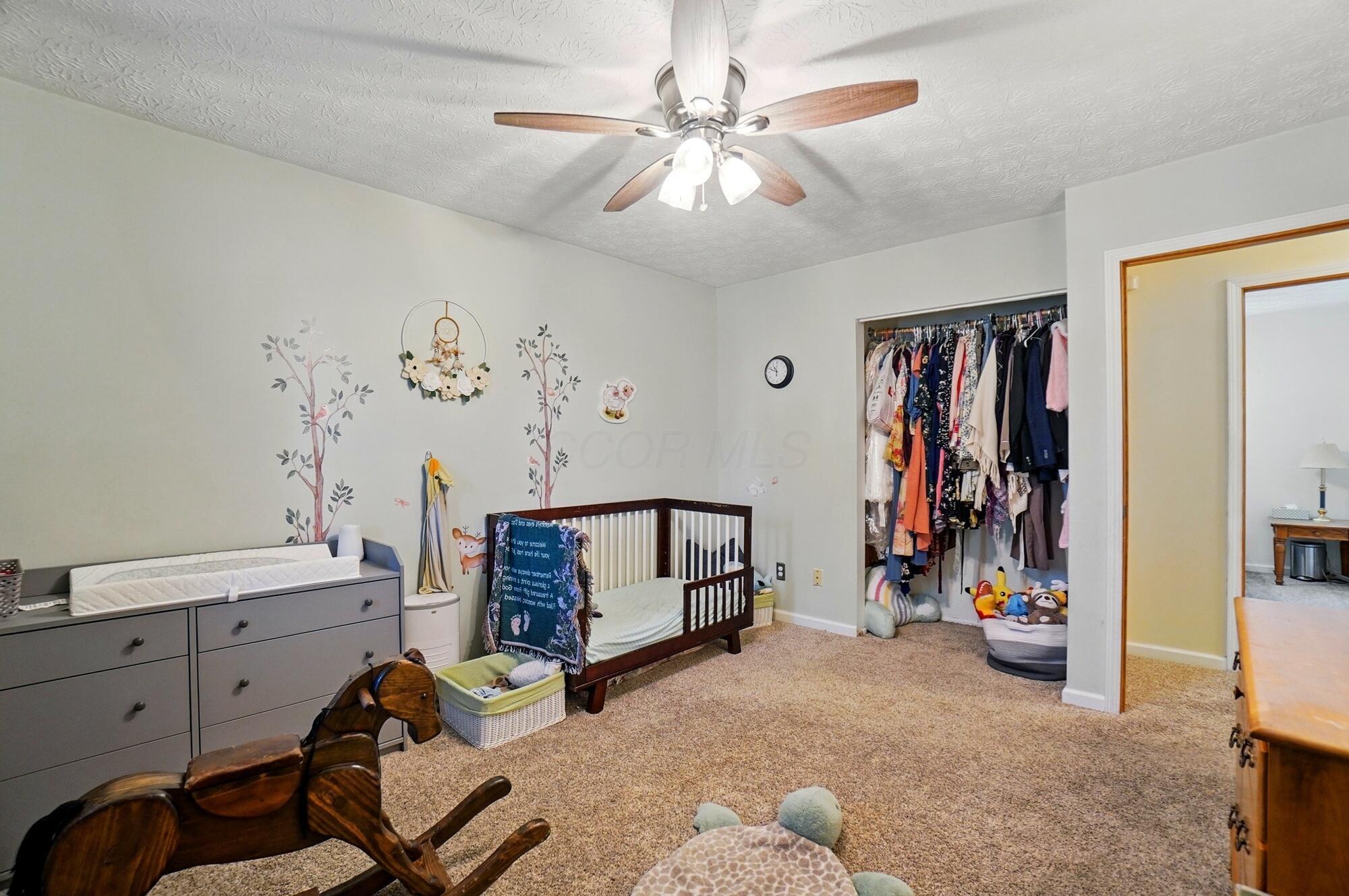 3784 Hendron Road Groveport, OH 43125 - Photo 28 of 40 033