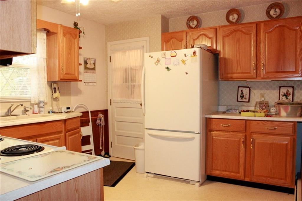 4028 East National Road Springfield, OH 45505 - Photo 9 of 28