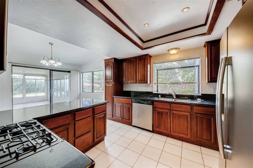 5223 Rancho Court Oceanside, CA 92056 - Photo 11 of 23 Gallery Image 11